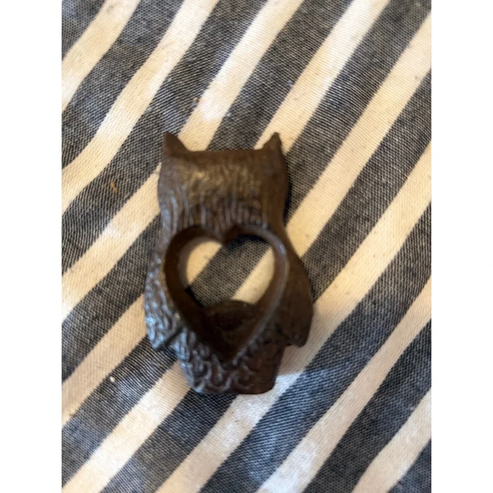 Vintage Style Cast Iron Owl Bottle Opener Heart Cutout Rustic Brown Bar Tool 3